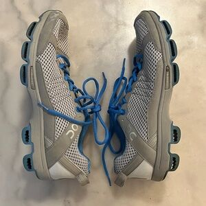 On Cloud Cloudtec Running Men's Sneakers in Gray and Blue